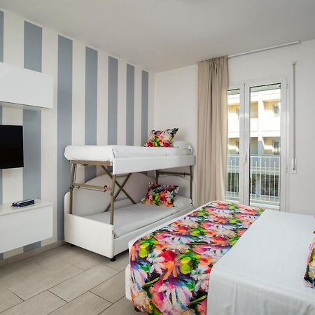Rubino Apartments A 100Metri Dal Mare Riccione Eksteriør billede