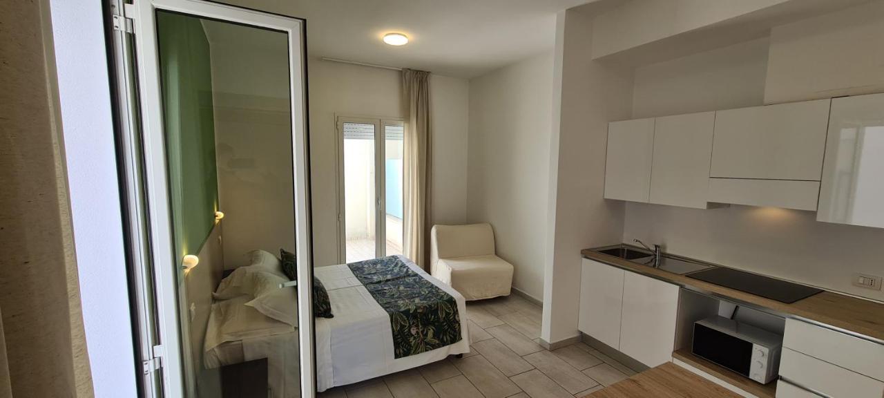Rubino Apartments A 100Metri Dal Mare Riccione Eksteriør billede