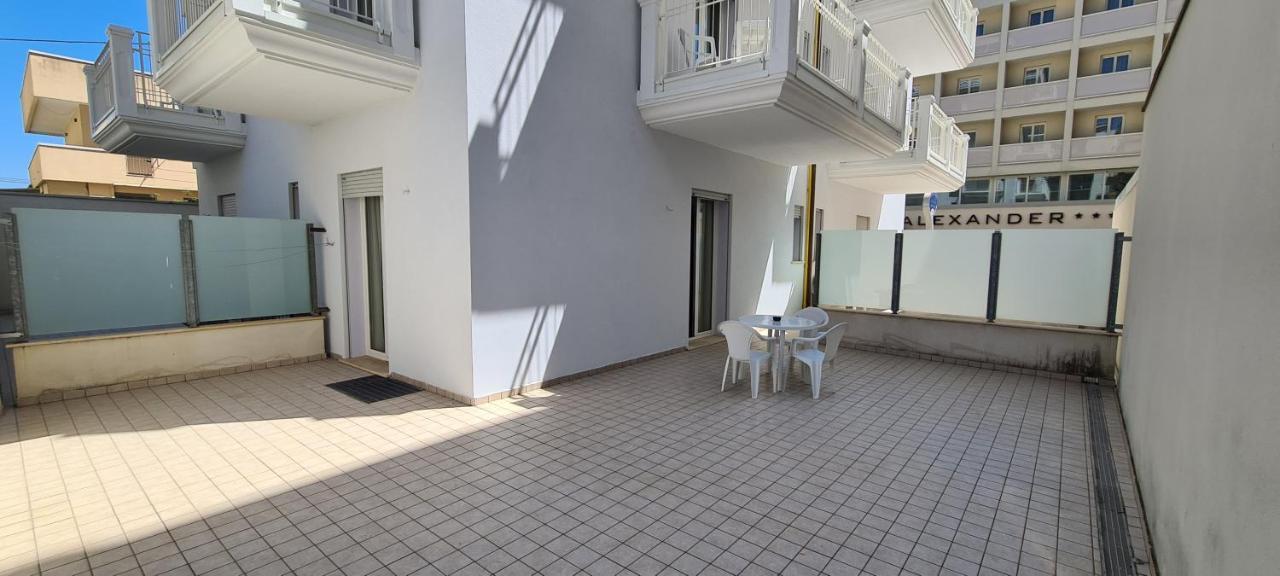 Rubino Apartments A 100Metri Dal Mare Riccione Eksteriør billede