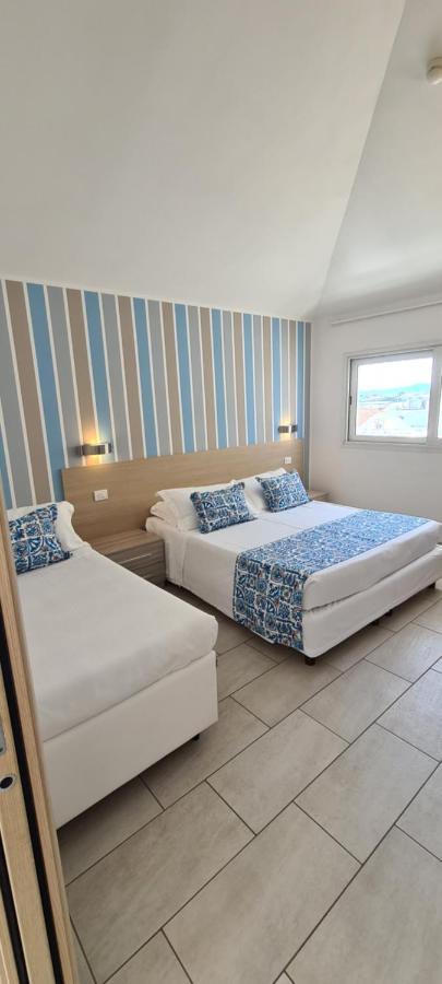 Rubino Apartments A 100Metri Dal Mare Riccione Eksteriør billede
