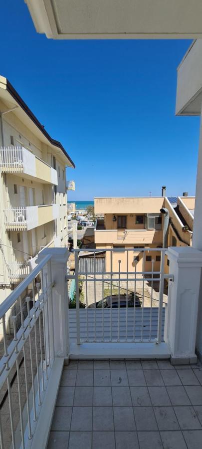 Rubino Apartments A 100Metri Dal Mare Riccione Eksteriør billede