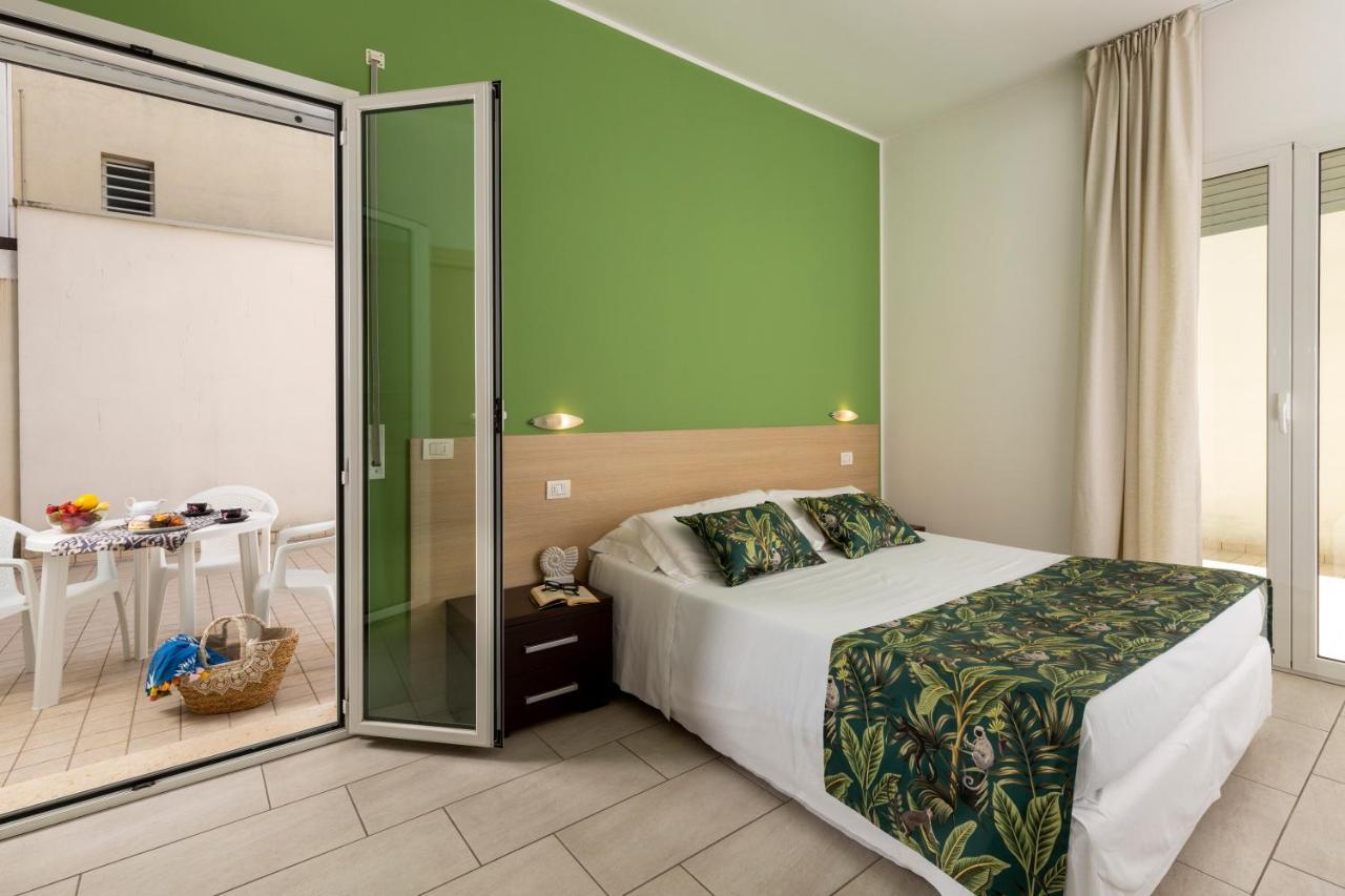Rubino Apartments A 100Metri Dal Mare Riccione Eksteriør billede