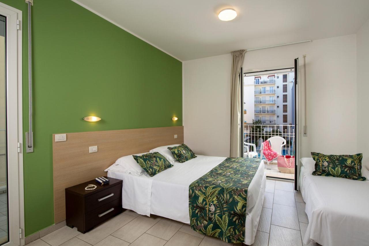 Rubino Apartments A 100Metri Dal Mare Riccione Eksteriør billede