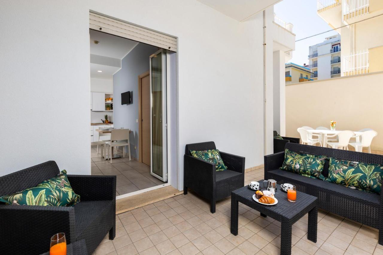 Rubino Apartments A 100Metri Dal Mare Riccione Eksteriør billede