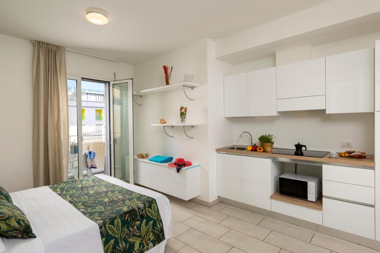 Rubino Apartments A 100Metri Dal Mare Riccione Eksteriør billede