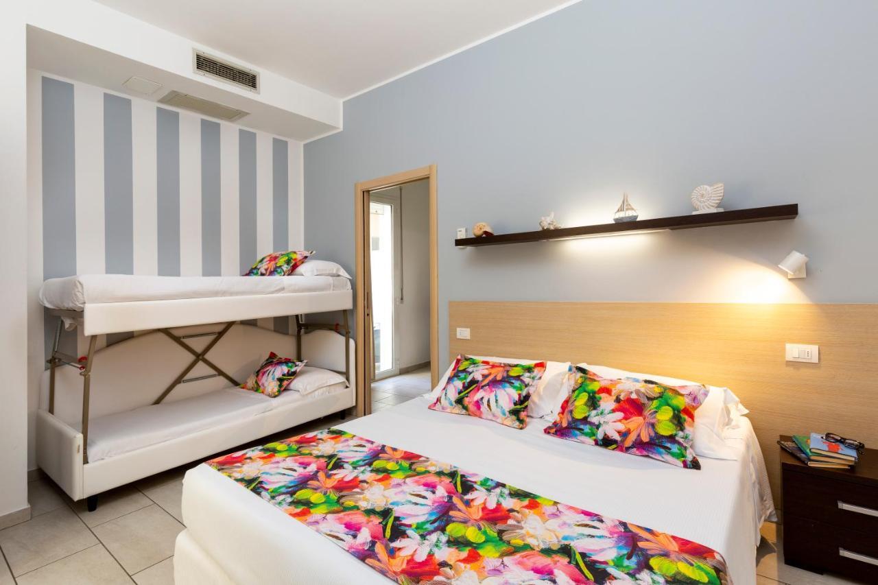 Rubino Apartments A 100Metri Dal Mare Riccione Eksteriør billede