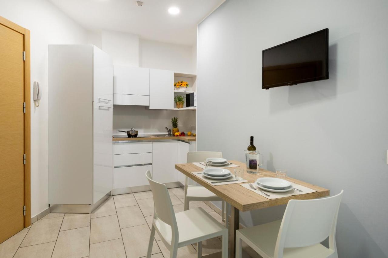 Rubino Apartments A 100Metri Dal Mare Riccione Eksteriør billede